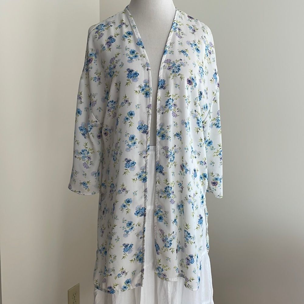 Pink rose loose cover-up hundred percent polyester women large